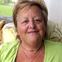 Dowding, Lesley